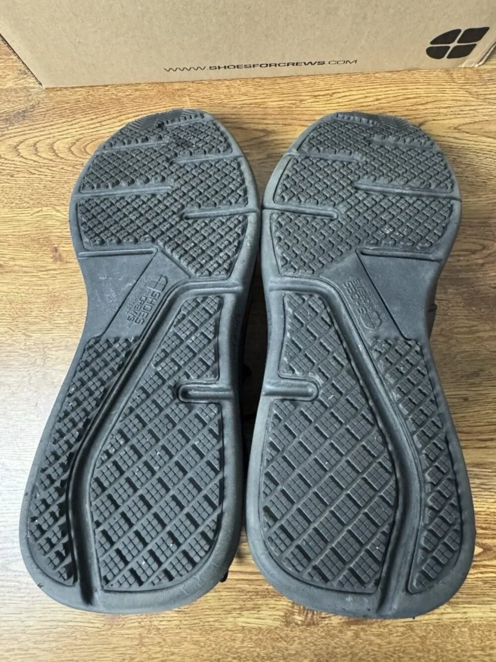 Shoes for Crews Holden, Men's Slip Resistant Food Service Work Sneaker Size 10.5